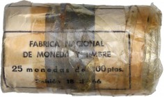 PESETA SYSTEM: ESTADO ESPAÑOL
Cartridge and F.N.M.T.
Lote 25 monedas 100 Pesetas. 1966 (*19-68). En cartucho original F.N.M.T. (Abierto y deteriorad...