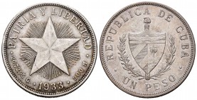 Cuba. 1 peso. 1933. (Km-15.2). Ag. 26,67 g. Almost XF. Est...40,00.   

SPANISH DESCRIPTION: Cuba. 1 peso. 1933. (Km-15.2). Ag. 26,67 g. EBC-. Est...4...
