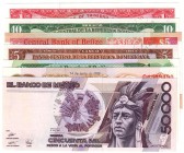 BILLETES
LOTES DE CONJUNTO
Lote de 7 billetes. Costa Rica 500 Colones 1989, Belize Dólar 1987 y 5 Dólares 1990, R. Dominicana 5 y 10 Pesos, Trinidad...