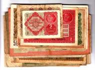 BILLETES
LOTES DE CONJUNTO
Colección de 42 billetes mundiales antiguos desde 1898 a 1948, todos distintos. Muy comercial. MBC