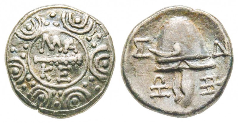Macedonia, Drachm, 158-146 BC, AG 2.3 g.
Ref : BMC 9, 11
XF
