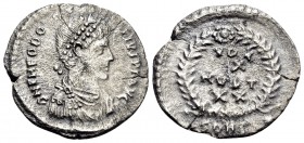 Theodosius I, 379-395. Siliqua (Silver, 17.5 mm, 1.59 g, 5 h), Constantinople, 383-388. D N THEODO-SIVS P F AVG Pearl-diademed, draped and cuirassed b...