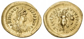 Theodosius II, 402-450. Tremissis (Gold, 9 mm, 1.40 g, 6 h), Constantinople, 408-420. D N THEODOSIVS P F AVG Pearl-diademed, draped and cuirassed bust...
