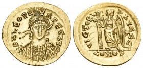 Leo I, 457-474. Solidus (Gold, 21 mm, 4.52 g, 5 h), Constantinople, Γ = 3rd officina, c. 462 or 466. D N LEO PE-RPET AVG Helmeted, diademed and cuiras...