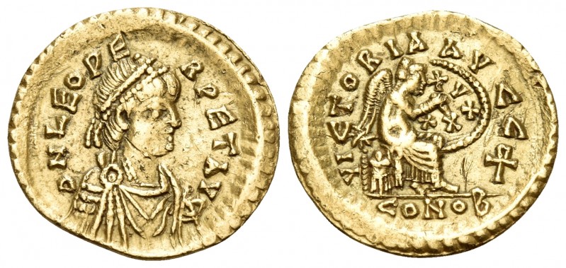 Leo I, 457-474. Semissis (Gold, 17 mm, 2.22 g, 6 h), Constantinople, c. 462 or 4...