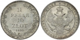 1 1/2 rouble = 10 zloty Petersburg 1835 НГ
Very nice piece. Variant with one berry with 3 and 4 leaf clusters, wide crown above the eagle.
Ładny egzem...