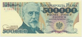 500.000 złotych 1990 - A - RZADKIE
Jedna z najrzadszych literek A.&nbsp;
Uważnie oglądając banknot w świetle równoległym można dostrzec poświatę piono...
