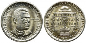 USA, 1/2 dollar San Francisco 1946 S - Booker Taliferro Washington
Surface hairliness.
Silver '900'.
Mennicza moneta, ale tło lekko przetarte.
Srebro ...