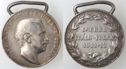 Medaglie. Vittorio Emanuele III. 1900-1943. Medaglia Guerra Italo Turca 1911-1912. Ag. Diametro mm. 32. BB. Colpi.