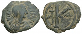 Byzantine Coins
Justin I, 518 - 527 AD
AE Half Follis, Nicomedia Mint, 9.2gr 30.4mm
Obverse: DN IVSTINVS PP A, Pearl diademed, draped and cuirassed bu...