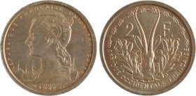 A.O.F. Union française, essai de 2 francs, 1948 Paris
A/REPUBLIQUE FRANÇAISE UNION FRANÇAISE// ESSAI/ 1948
Marianne à gauche, en arrière plan des bâ...