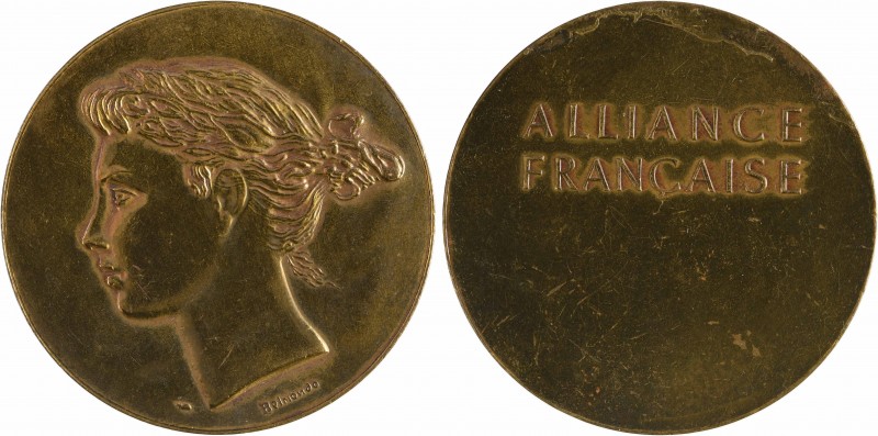 IIIe République, l'Alliance Française, par Belmondo, s.d. Paris
Tête féminine à...