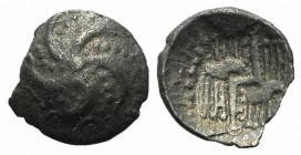 Celtic, Durotriges. Uninscribed, c. 40-20 BC. AR Quarter Stater (12mm, 0.85g). Starfish with five arms; pelleted lines between arms. R/ Zig-zag line b...
