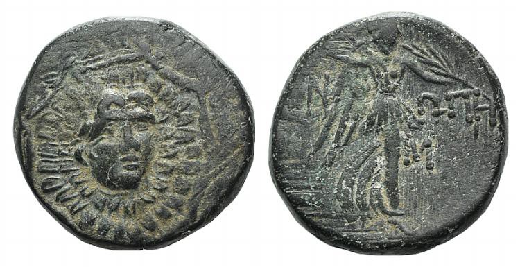 Paphlagonia, Sinope c. 85-65 BC. Æ (20mm, 7.37g, 12h). Head of Medusa facing sli...