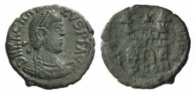 Magnus Maximus (383-388). Æ (12mm, 1.05g, 12h). Arelate. Pearl-diademed, draped and cuirassed bust r. R/ Camp-gate with two turrets; star above; PCON....
