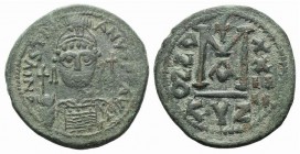 Justinian I (527-565). Æ 40 Nummi (35mm, 18.19g, 6h) Cyzicus, year 24 (550/1). Diademed, helmeted and cuirassed bust facing, holding globus cruciger; ...