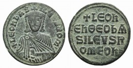 Leo VI (886-912). Æ 40 Nummi (26mm, 7.63g, 6h). Constantinople. Facing bust, wearing crown and chlamys, holding akakia. R/ Legend in four lines across...