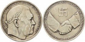 Drittes Reich
 Silbermedaille 1934 (BB) Tod von Hindenburg und sein Einzug in Walhall. Kopf nach rechts / Handschlag unter Hakenkreuz. Randpunze: BAY...