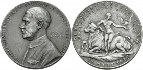 Drittes Reich
 Zinkmedaille 1936 (Karl Goetz) Auf den deutschen Friedensplan für Europa. Brustbild Hitlers nach links / Europa mit Friedenstaube, auf...