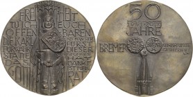 Güttler, Peter Götz *1939 Weißmetallgussmedaille 2001. 50-jähriges Bestehen der Bremer Numismatischen Gesellschaft. Bremer Roland zwischen Schrift / V...