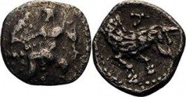 Kilikien Tarsos
 Obol 4. Jahrhundert v. Chr. Baaltars sitzt als Zeus aetophoros nach links / Wolfprotome nach links, darüber Mondsichel bzw. Lambda S...