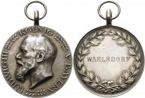 Bayern
Ludwig III. 1913-1918 Silbermedaille o.J. Bürgermeistermedaille. Kopf nach links / 1 Zeile Gravur WAHLSDORF im Lorbeerkranz. 41,5 mm, 35,62 g....