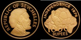 Seychelles 1000 Rupeses Gold 1976 Declaration of Independence, Reverse: Tortoise KM#29 Gold Proof FDC, only 1000 pieces minted

Estimate: GBP 660 - ...
