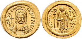 Iustinianus I. 527 - 565
Byzantinische Münzen, Byzanz. Solidus, 542-565 n. Chr.. Av.: Büste mit Helm, Perlendiadem, Brustpanzer, Kreuzglobus und Schil...