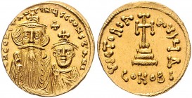 Constans II. 641 - 668
Byzantinische Münzen, Byzanz. Solidus, 654-659 n. Chr.. Av.: Büste des Constans II. mit Kreuzdiadem und Chlamys sowie Büste des...