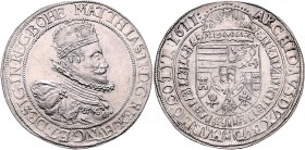 Matthias 1612 - 1619
Taler, 1611. Brustbild mit Stephanskrone nach rechts, Mmz. Henne im Perlkreis // Bekröntes Wappen von Ordenskette umhängt
Wien
28...
