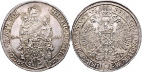 Heinrich IV. 1612 - 1650
Schlick. Taler, 1632. St. Anna hinter Wappen/Doppelkopfadler, auf der Brust Wappen.
Plan
29,04g
Slg. Donebauer 3803
kleiner S...
