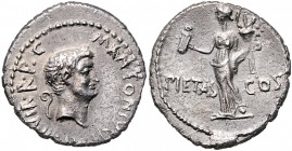 M. Antonius
Römische Münzen, Römische Republik. Denarius, Anfang 41 v. Chr.. Av.: M ANTONIVS IMP III VIR R P C, Kopf n.r., dahinter Lituus. Rv.: PIETA...
