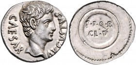 Augustus 27 v. - 14 n. Chr.
Römische Münzen, Römisches Kaiserreich. Denarius, 19-18 v. Chr.. Av.: CAESAR - AVGVSTVS, Kopf n.r. Rv.: Schild (Clipeus Vi...