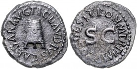 Claudius 41 - 54
Römische Münzen, Römisches Kaiserreich. Quadrans, 41 n. Chr.. Av.: TI CLAVDIVS CAESAR AVG, Modius. Rv.: PON M TR P IMP COS DES IT, Le...