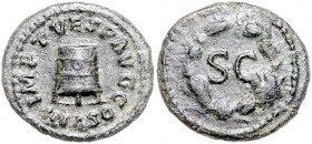 Titus 79 - 81
Römische Münzen, Römisches Kaiserreich. Quadrans, 80-81 n. Chr.. Av.: IMP T VESP AVG COS VIII, Modius. Rv.: S C im Lorbeerkranz. Ex Aufh...