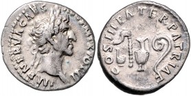 Nerva 96 - 98
Römische Münzen, Römisches Kaiserreich. Denarius, 97 n. Chr.. Av.: Kopf mit Lorbeerkranz n.r. Rv.: Simpulum, Aspergillum, Capis, Lituus ...
