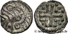 ENGLAND - ANGLO-SAXONS
Type : Sceat Wodan Head 
Date : c. 710-760 
Mint name / Town : Angleterre 
Metal : silver 
Diameter : 12,5  mm
Orientation dies...