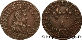 LOUIS XIII
Type : Denier tournois, type 4 
Date : 1627 
Mint name / Town : Paris 
Metal : copper 
Diameter : 17  mm
Orientation dies : 6  h.
Weight : ...