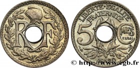 III REPUBLIC
Type : Essai de 5 centimes Lindauer, petit module 
Date : 1920 
Mint name / Town : Paris 
Quantity minted : --- 
Metal : copper nickel 
D...