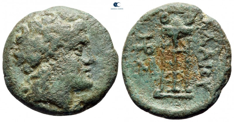 Kings of Thrace. Uncertain mint. Seleukid. Adaios 253-243 BC. 
Bronze Æ

23 m...