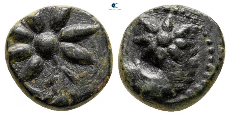 Pontos. Uncertain mint circa 130-100 BC. 
Bronze Æ

10 mm., 1,83 g.



ve...