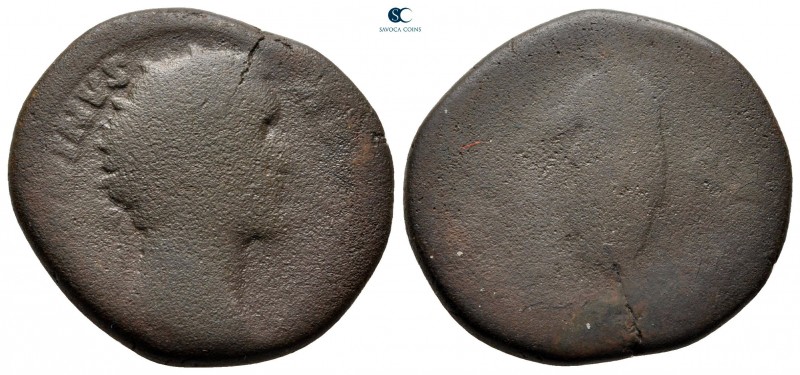 Antoninus Pius AD 138-161. Rome
Dupondius Æ

25 mm., 10,78 g.



fine