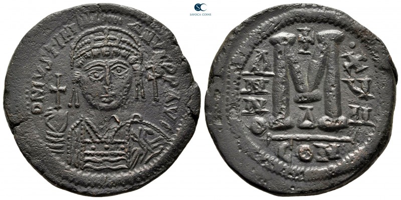 Justinian I AD 527-565. Constantinople
Follis or 40 Nummi Æ

34 mm., 20,48 g....