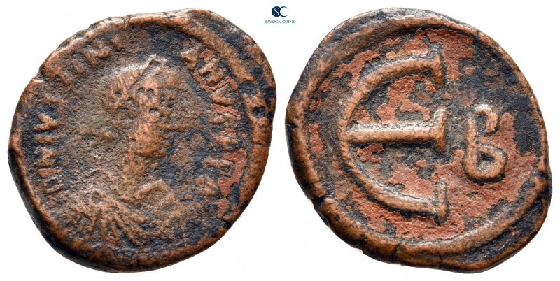 Justinian I AD 527-565. Constantinople
Pentanummium Æ

20 mm., 3,26 g.


...
