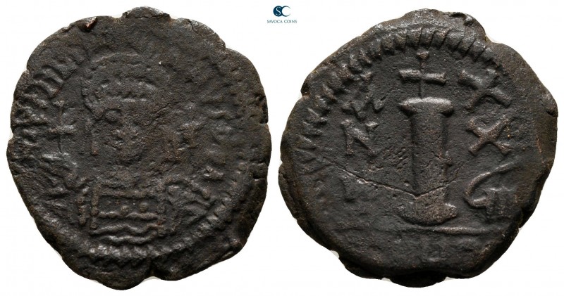 Justinian I AD 527-565. Theoupolis (Antioch)
Decanummium Æ

21 mm., 4,93 g.
...