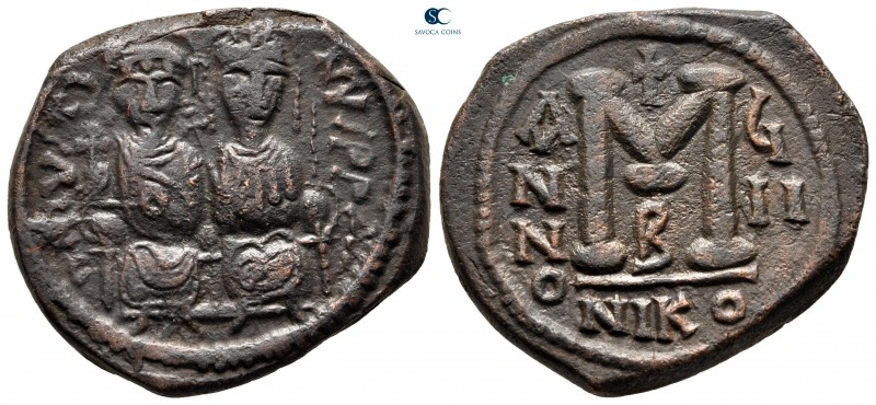 Justin II and Sophia AD 565-578. Nikomedia
Follis or 40 Nummi Æ

30 mm., 13,7...