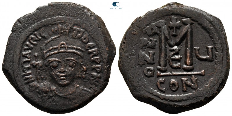 Maurice Tiberius AD 582-602. Constantinople
Follis or 40 Nummi Æ

28 mm., 11,...
