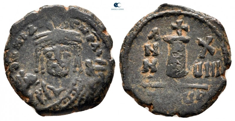 Maurice Tiberius AD 582-602. Theoupolis (Antioch)
Decanummium Æ

17 mm., 2,77...