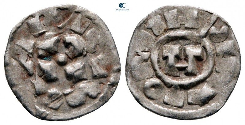 Henry II AD 1004-1024. Lucca
Denier BI

16 mm., 0,89 g.



very fine