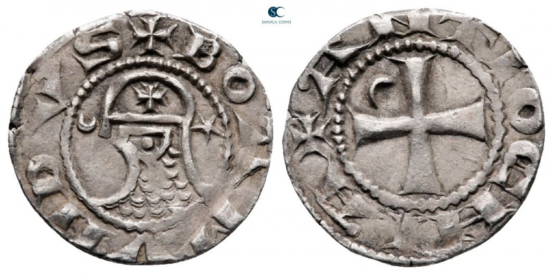 Bohemond III AD 1163-1201. Antioch
Denier AR

16 mm., 1,19 g.



very fin...